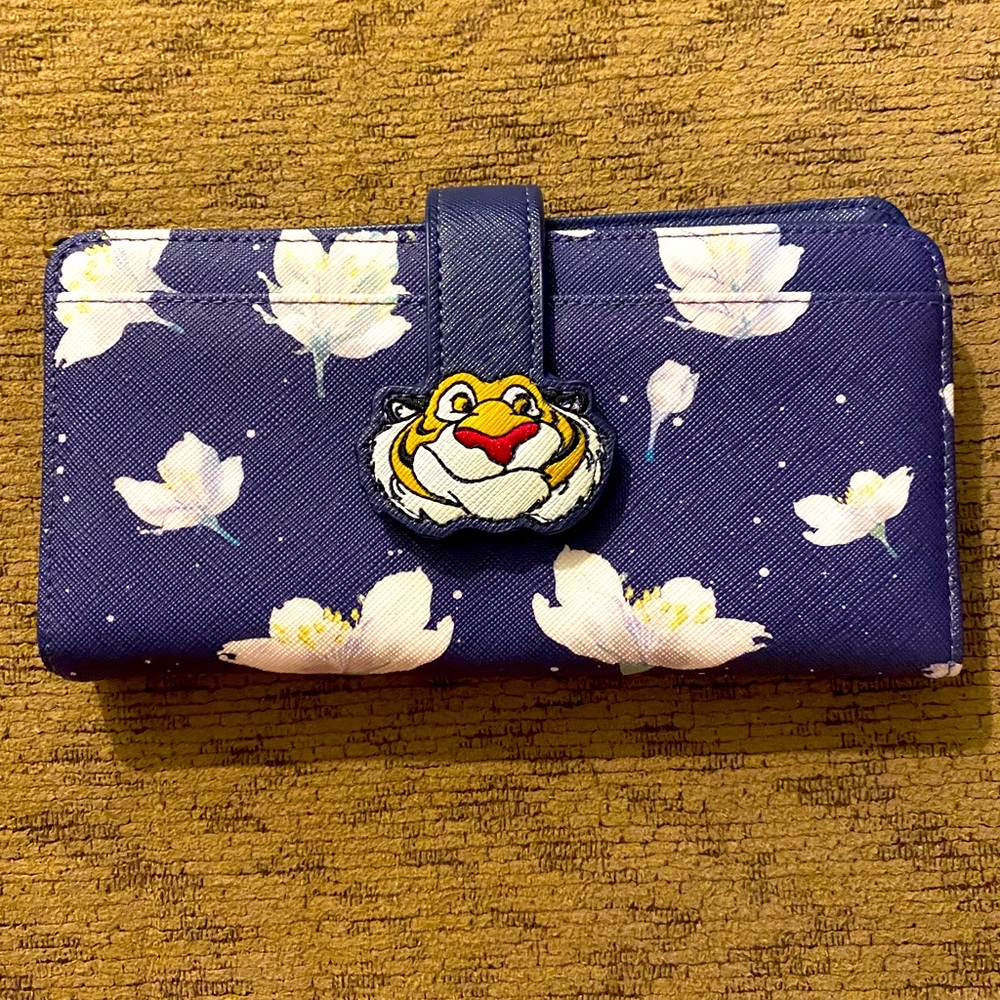 Rajah Wallet Aladdin Loungefly Wallet Like New!